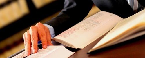 Apoyo a abogados: peritajes e información
